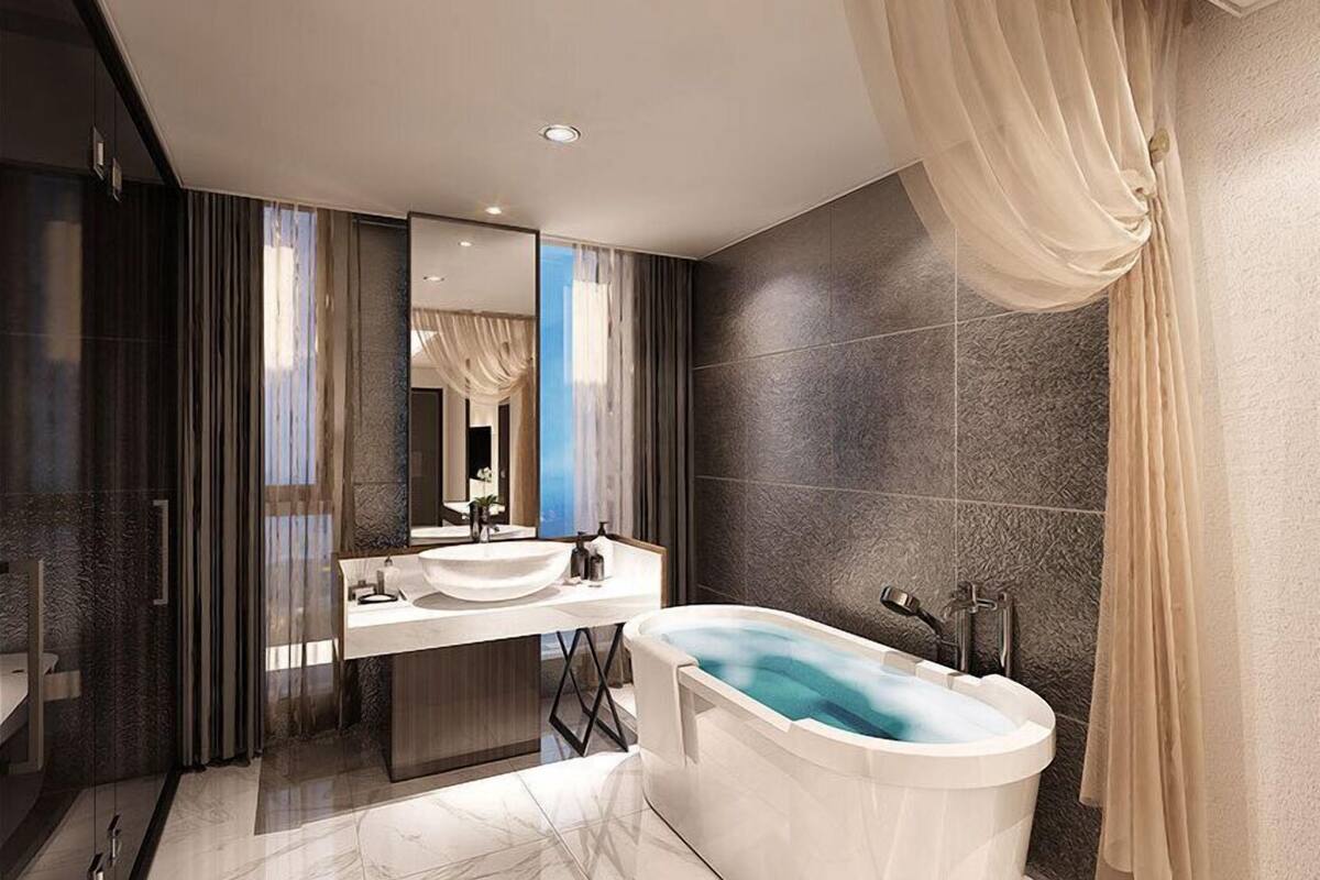 separate bathtub and shower, deep-soaking bathtub, hair dryer, slippers
