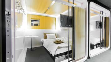 First Class Capsule Room, Women Only | In-room safe, free WiFi, bed sheets
