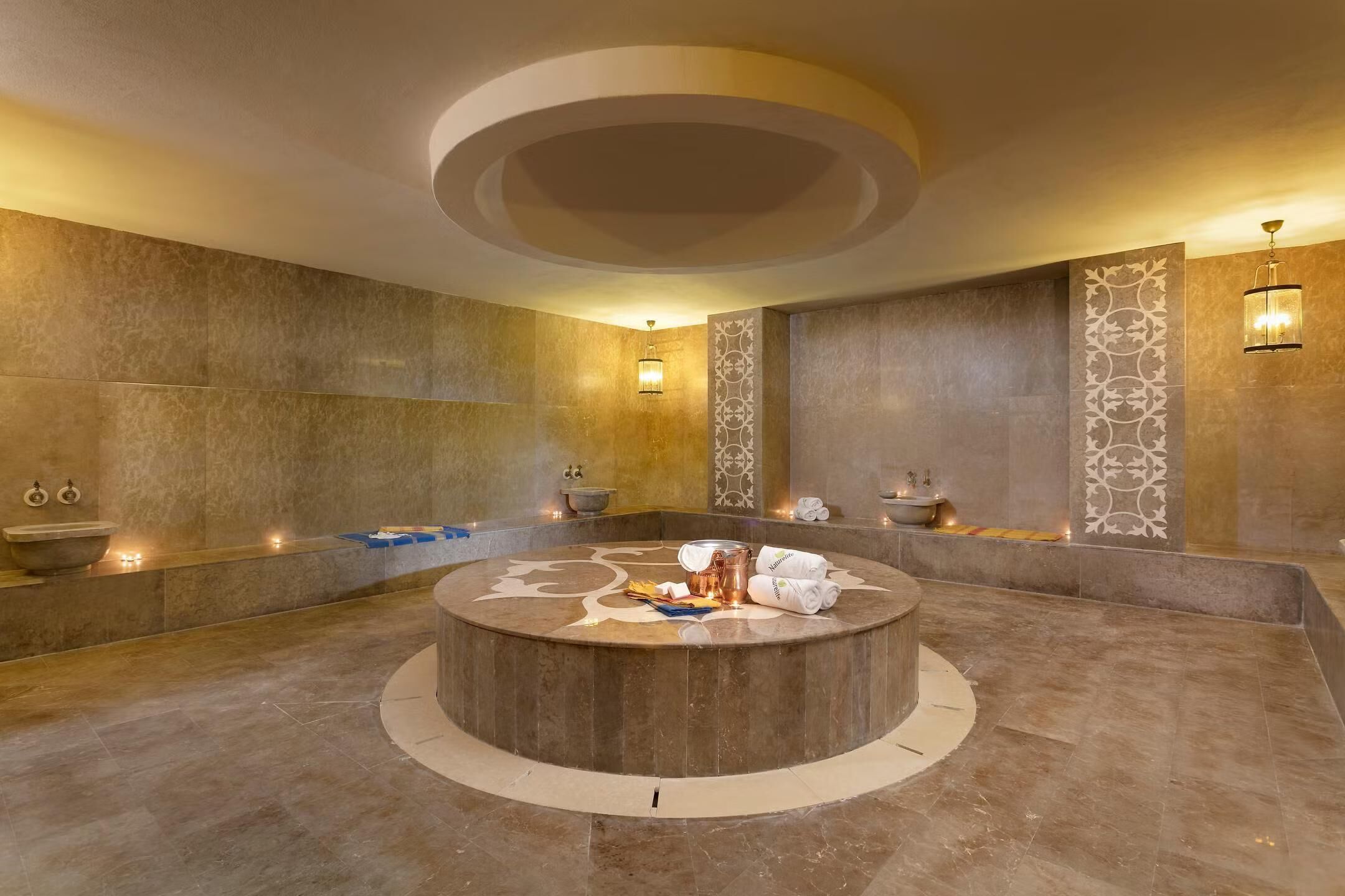 Baño turco o hammam, tratamientos corporales y tratamientos faciales 