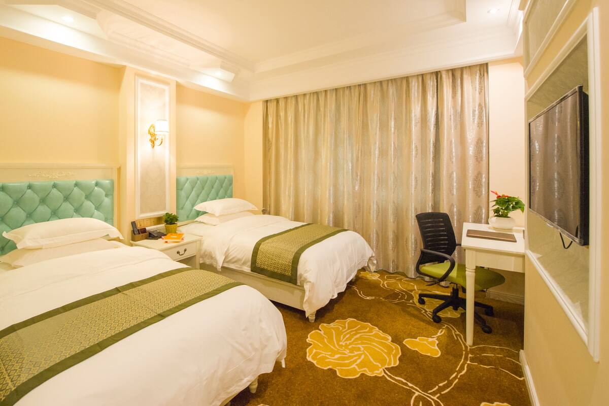 Comfort Twin Room