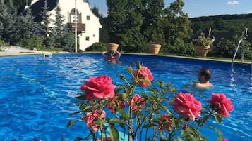 Piscina all'aperto