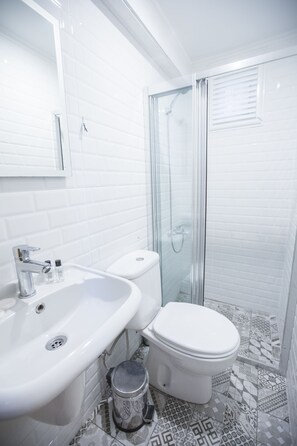 Bathroom - Cheers Vintage - Hostel (Istanbul)