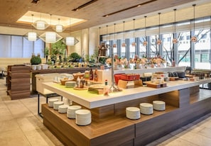 Daily buffet breakfast for a fee - Hotel Monterey Le Frere Osaka (Osaka)