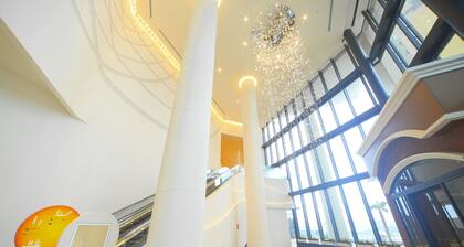 HOTEL UNIVERSAL PORT VITA