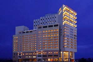 Exterior - HOTEL UNIVERSAL PORT VITA (Osaka)