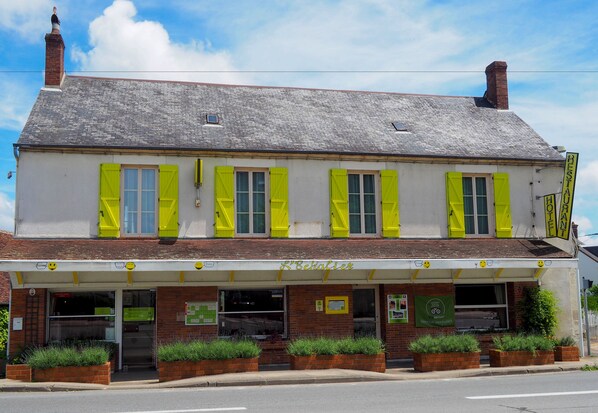 Bagian depan properti