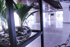 Desayuno buffet (VND 180000 por persona)