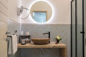 Triple Room | Bathroom