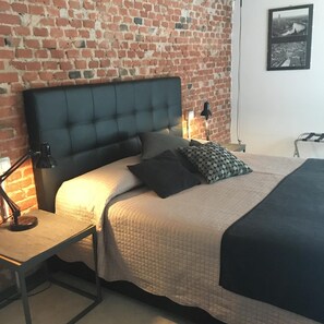 Premium bedding, desk, rollaway beds, free WiFi - LoftVerona (Verona)