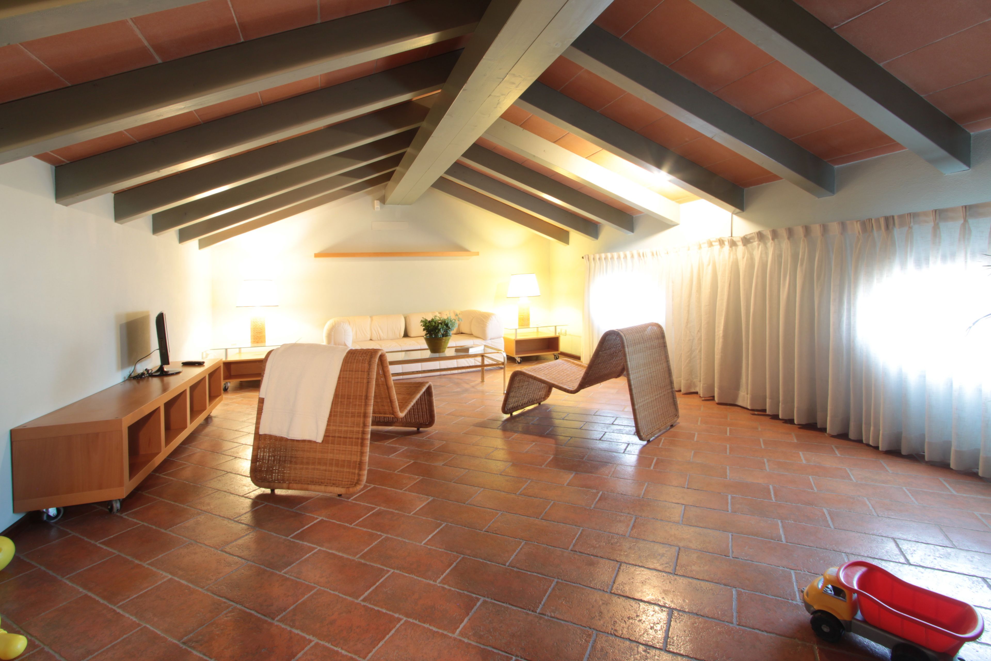 빌라, 침실 4개 | 거실 공간 | TV