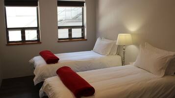 In-room safe, desk, free WiFi, bed sheets
