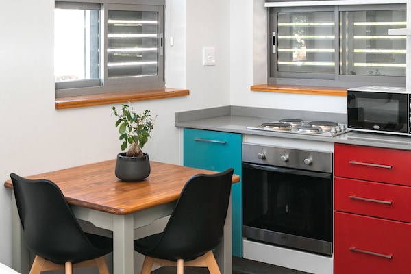 Studio | Private kitchenette