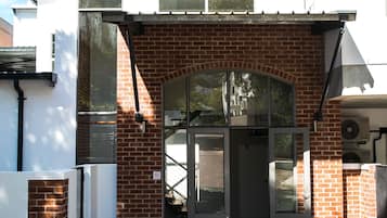 Borne des arrivées/des départs