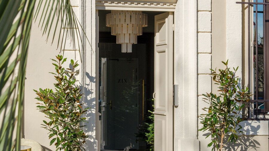 Hotel Cafe Glacier Le XIX