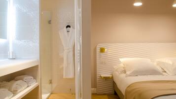 Chambre Classique, accessible aux personnes à mobilité réduite | 1 chambre, literie de qualité supérieure, bureau, chambres insonorisées