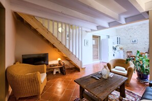 Interior - La Grange d'Oustaud (Verac)