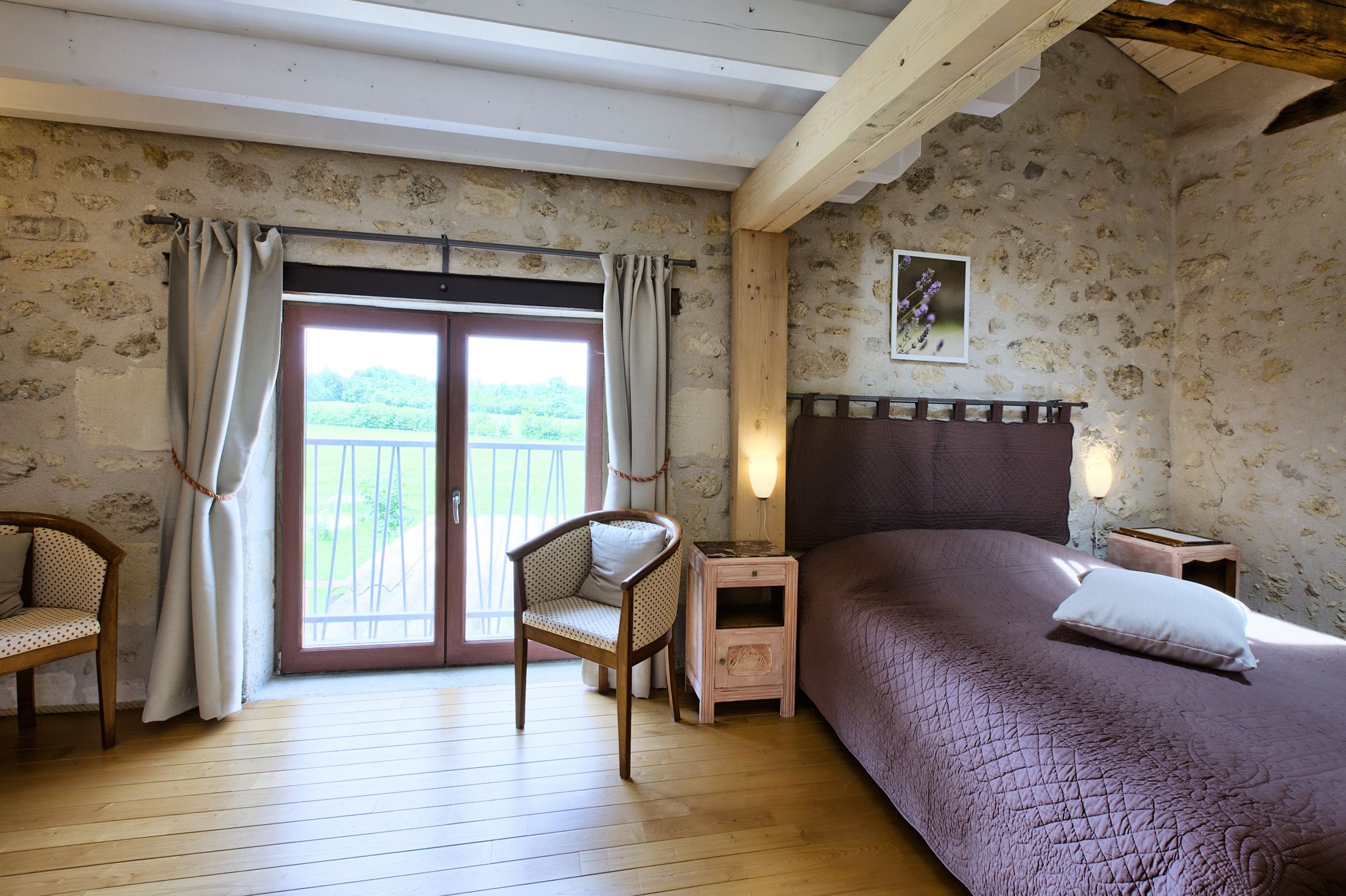 Blackout curtains, soundproofing, free WiFi, bed sheets