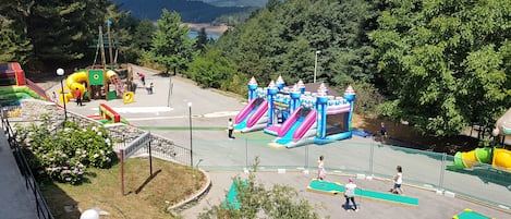 Children's play area - outdoor