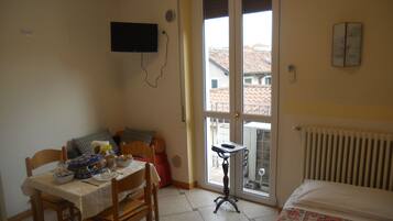 Single Room | Room amenity