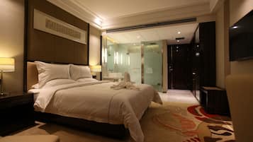 Suite | Escritorio, cortinas opacas, wifi gratis