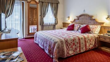 Junior suite | Een kluis op de kamer, een bureau, gratis wifi, beddengoed