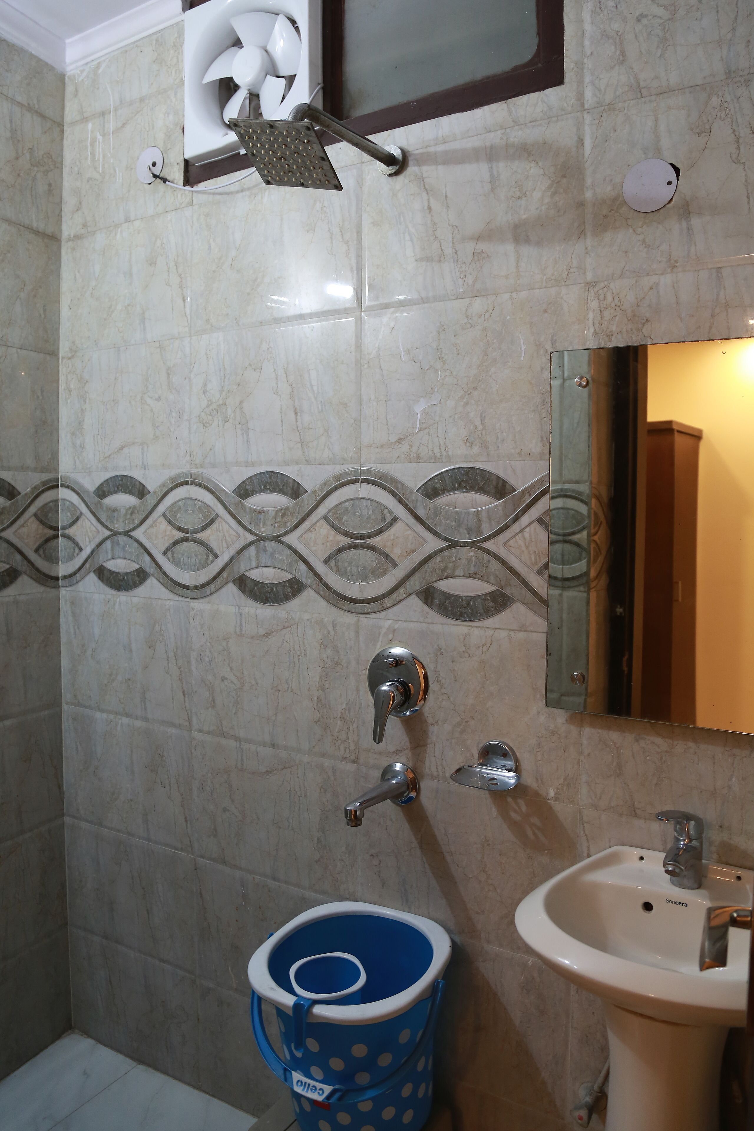 Foto - Hotel Shivam international 2 Min Walk From New Delhi Railway Station