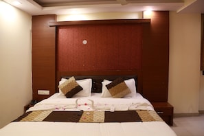 Minibar, Wi-Fi gratuit, draps fournis