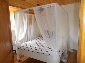 3 bedrooms, iron/ironing board, free WiFi, bed sheets - Windmill renovated mountain valley of asp (Pyrénées-Atlantiques)