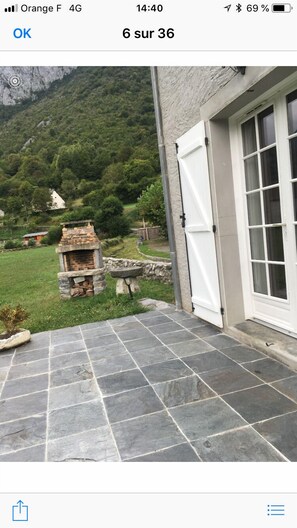 Exterior detail - Windmill renovated mountain valley of asp (Pyrénées-Atlantiques)