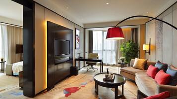 Minibar, in-room safe, desk, laptop workspace