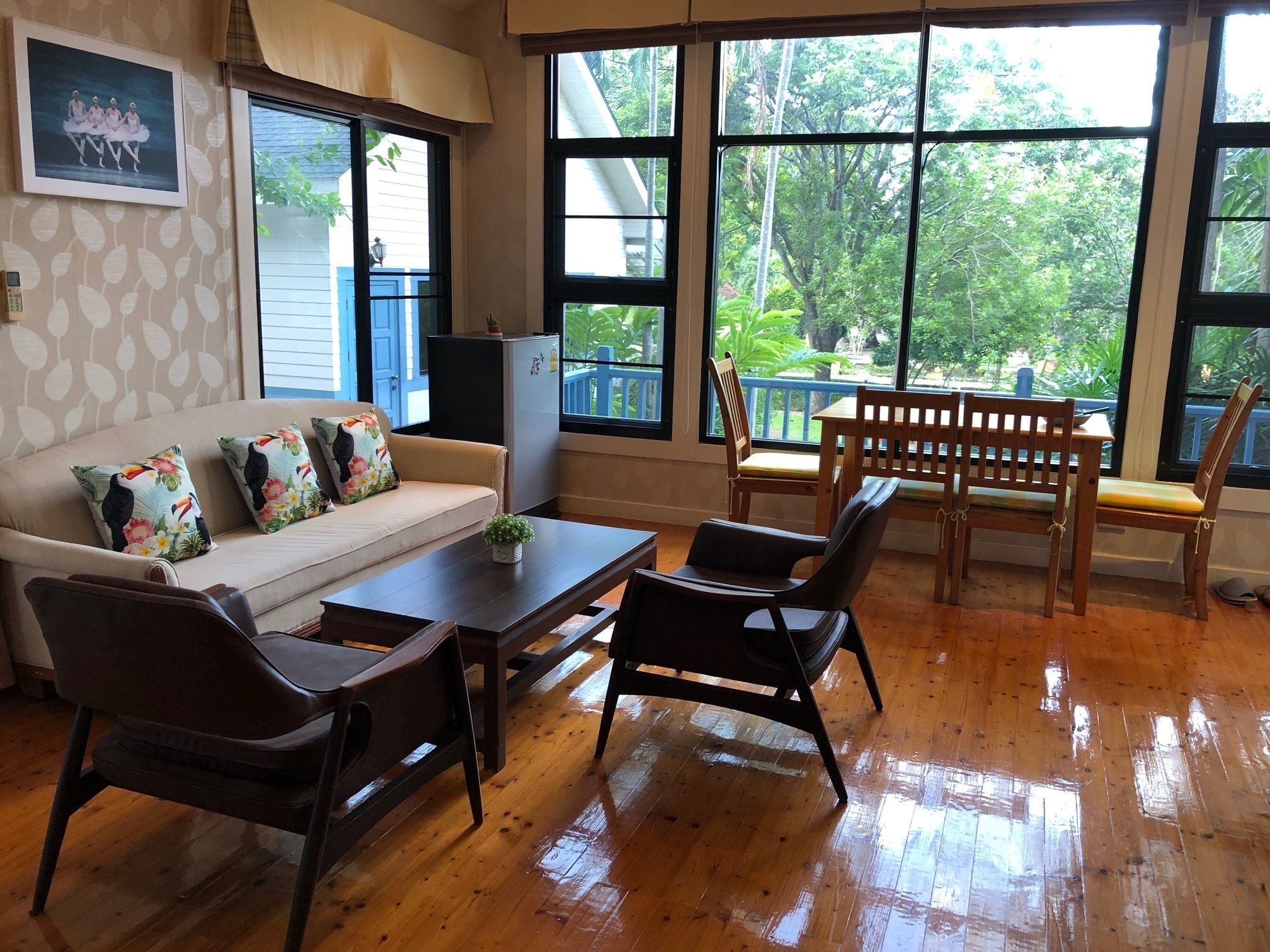 2-Bedroom Villa for 7 People - Villa 2 | Living area | TV