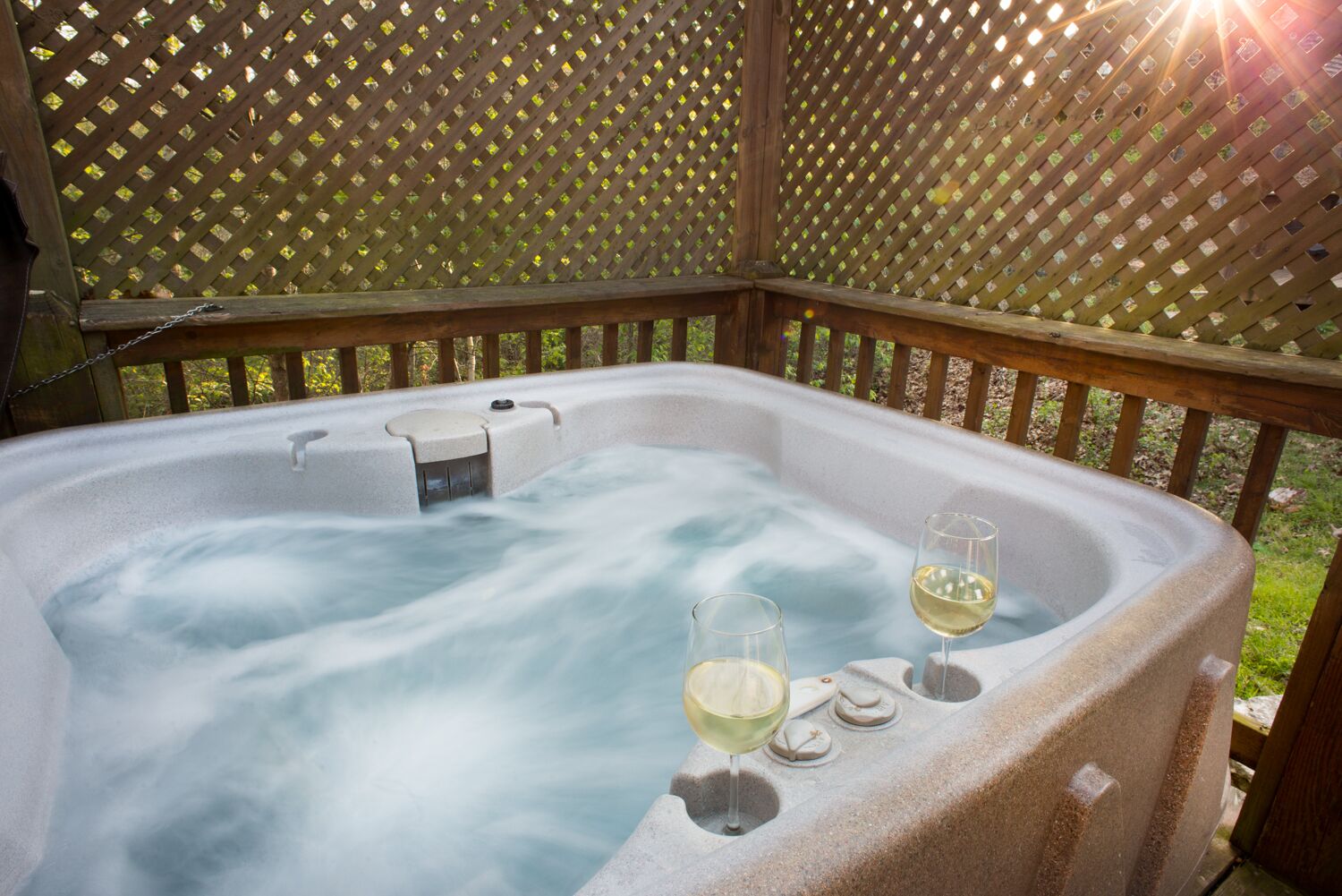 Outdoor spa tub