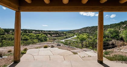 La casa del acantilado del río Pecos, ¡es mágica!