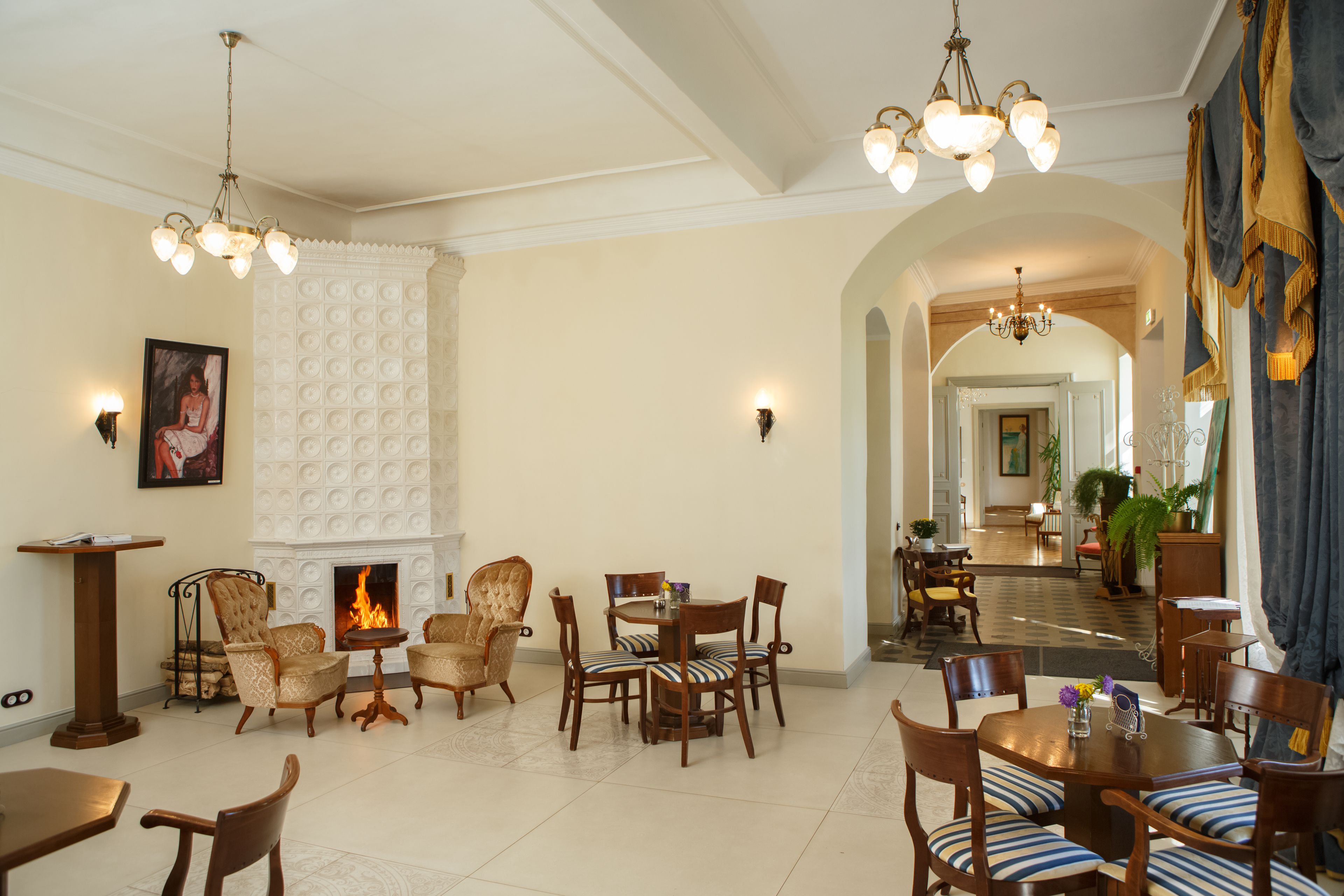 Reception hall