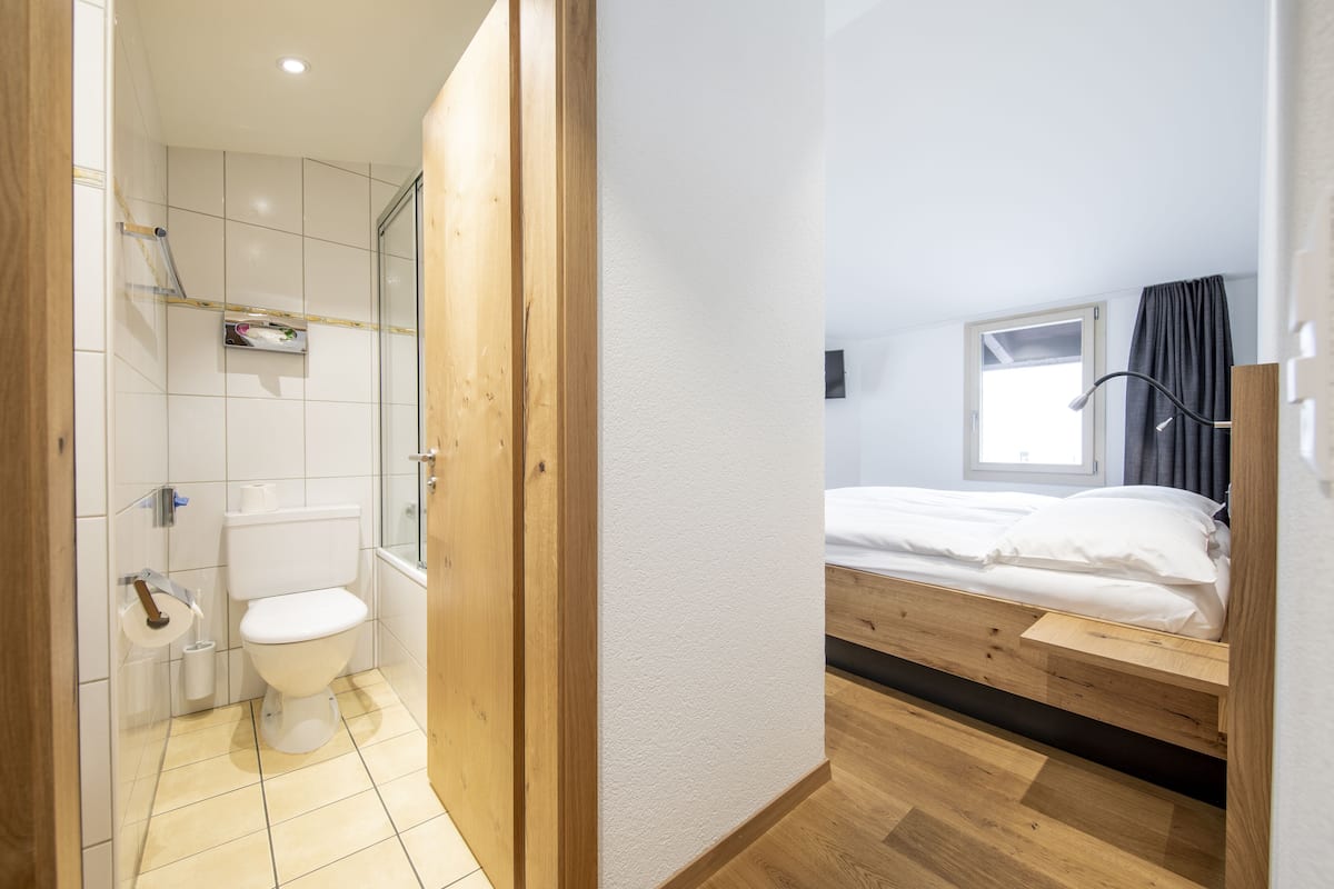 comfort double room | bathroom | hair dryer, towels