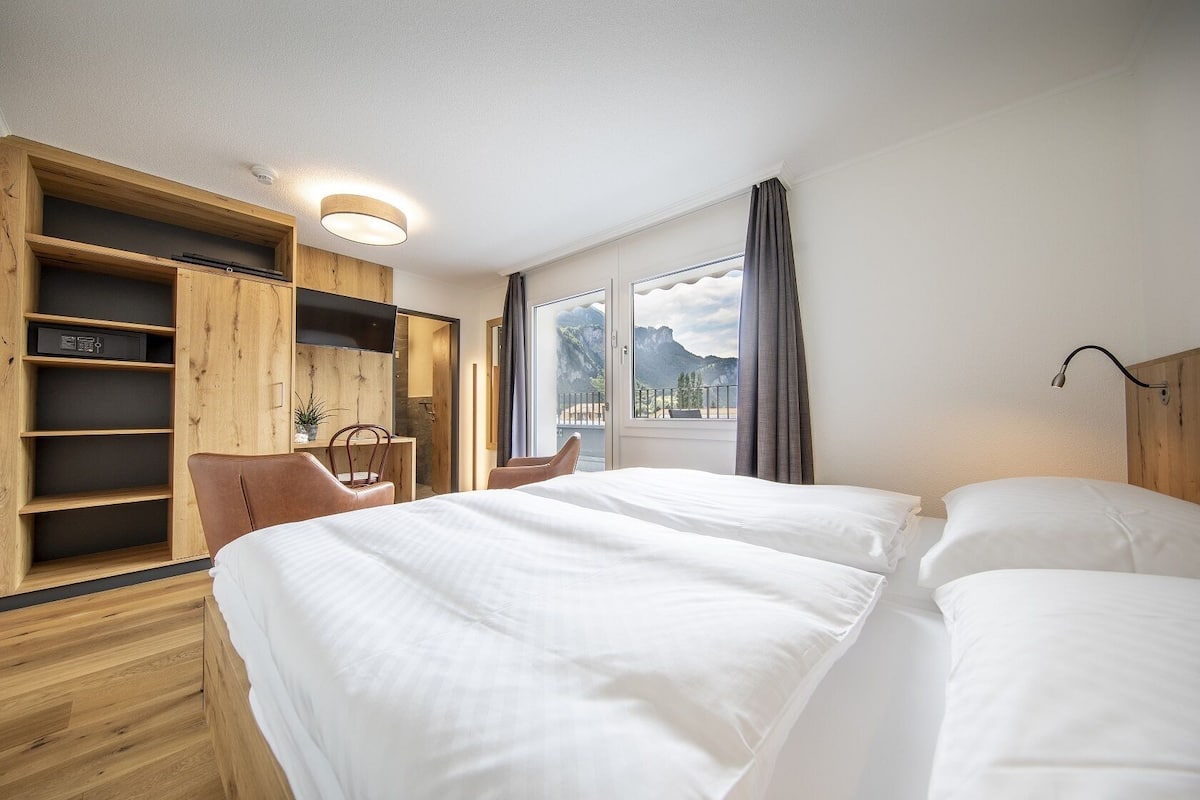 Superior Double Room | In-room safe, desk, blackout drapes, iron/ironing board (on request)