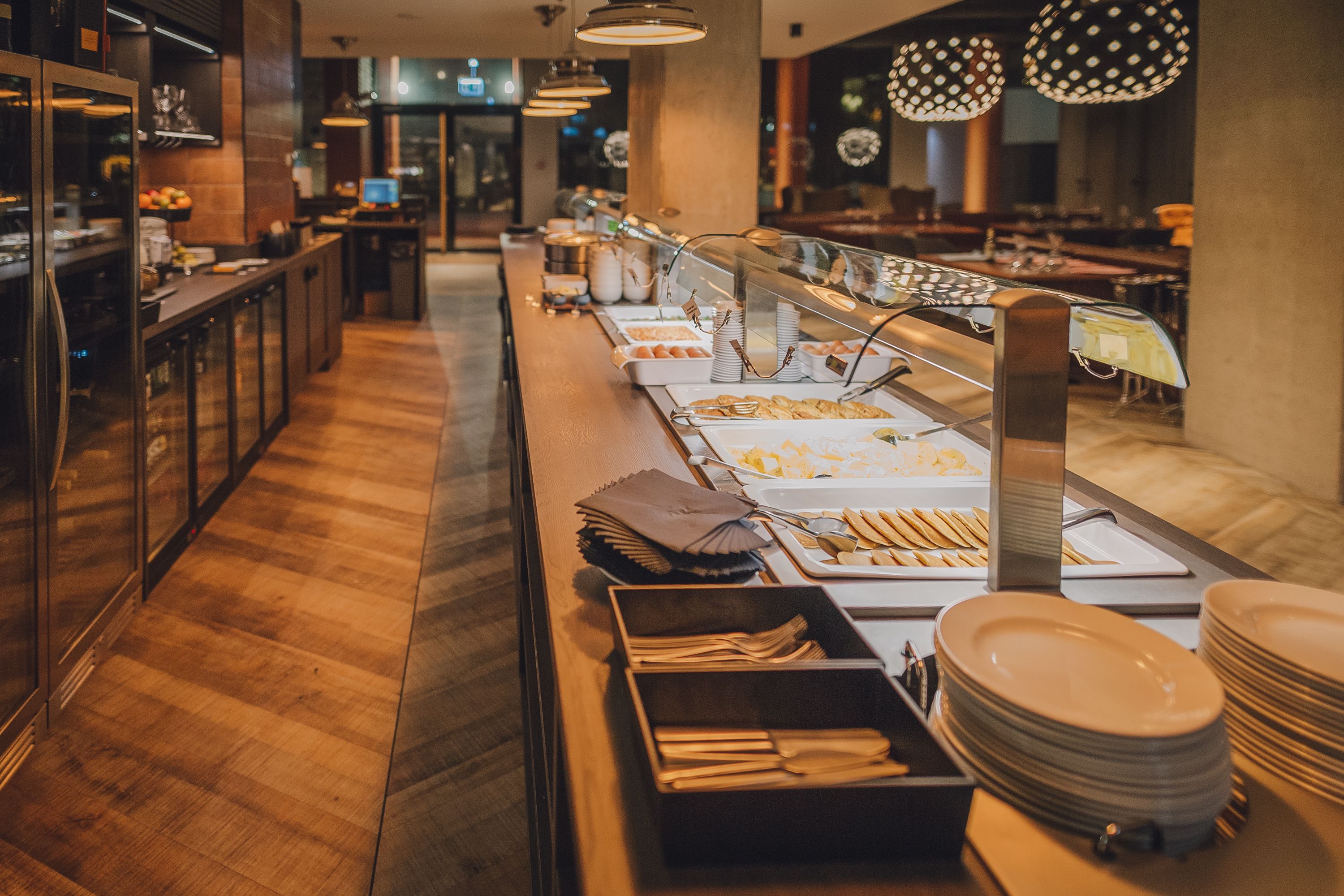 daily buffet breakfast (eur 15 per person)