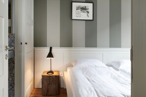 House, 2 Bedrooms, Terrace, Harbor View | 2 bedrooms, desk, bed sheets - im-jaich Naturoase Rügen (Gustow)