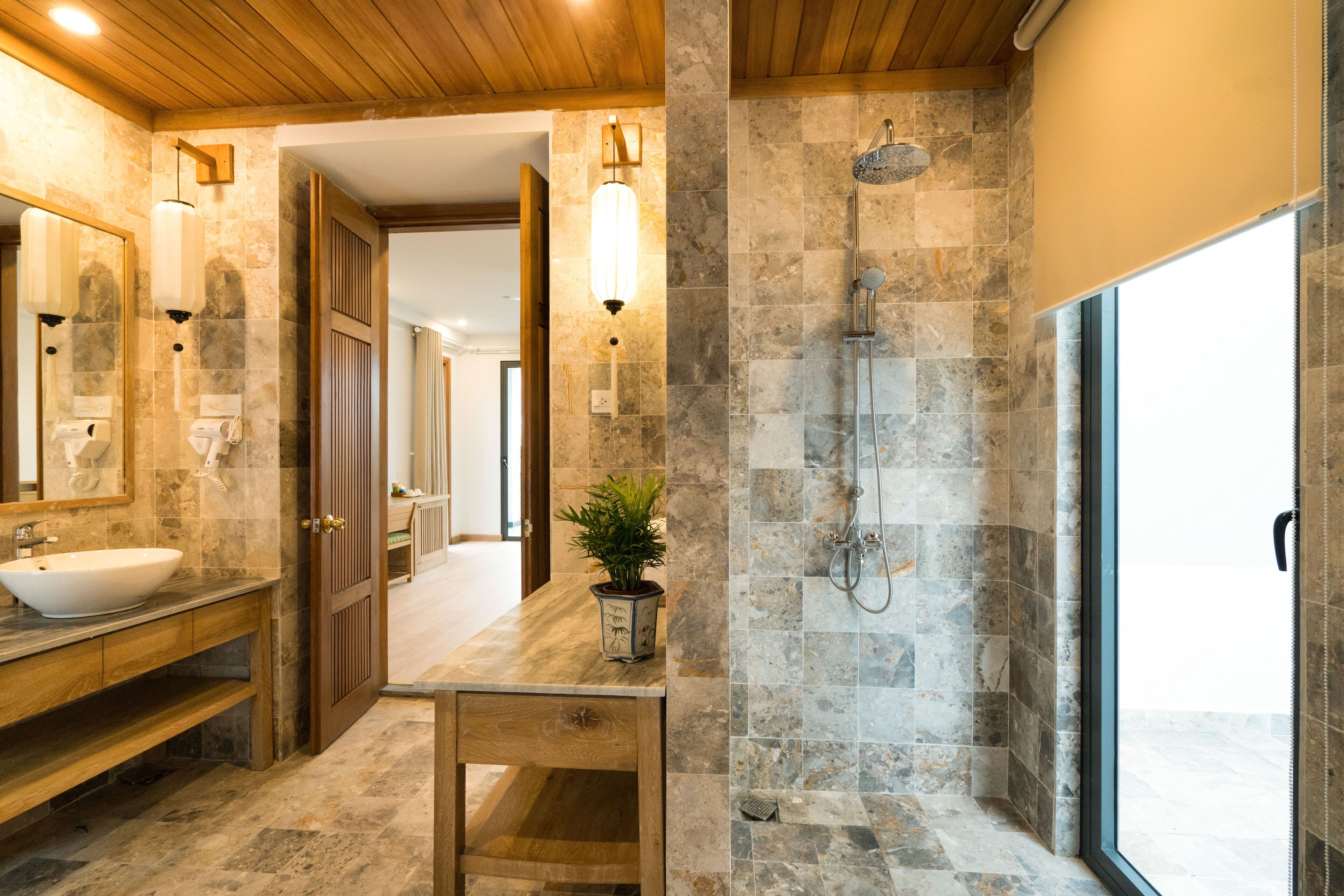 deluxe double or twin room, balcony | bathroom | eco-friendly toiletries, hair dryer, slippers, towels