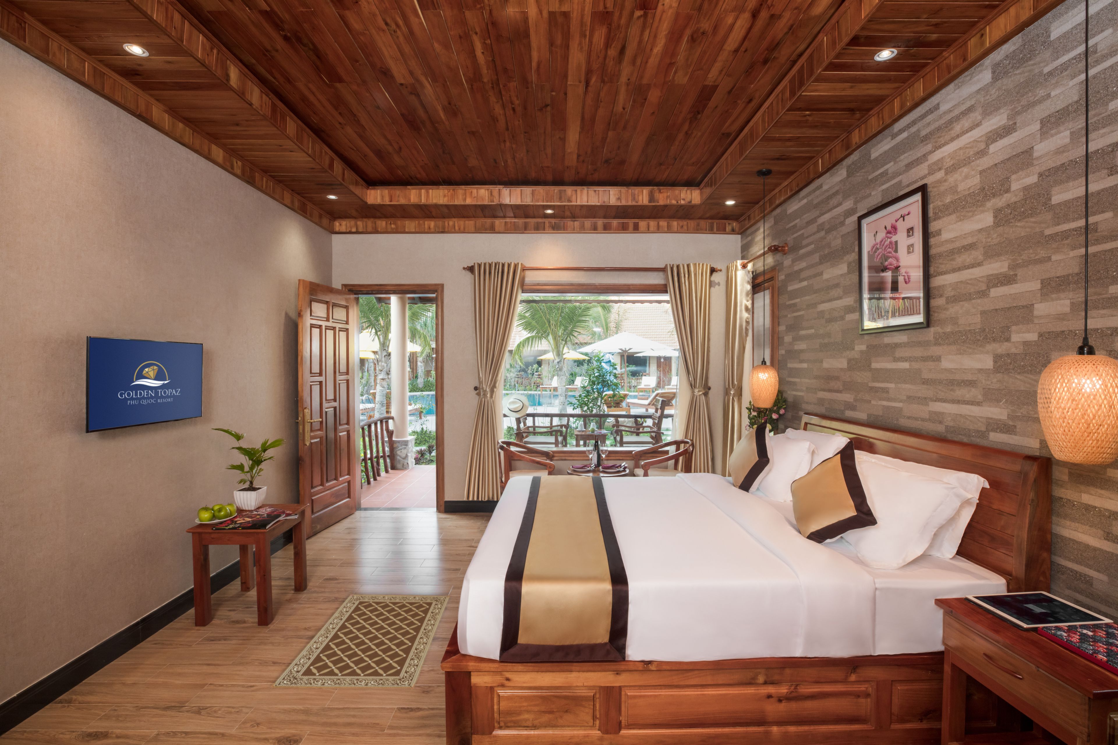 superior bungalow, 1 queen bed, pool view | premium bedding, minibar, in-room safe, desk