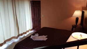 1 bedroom, internet, bed sheets