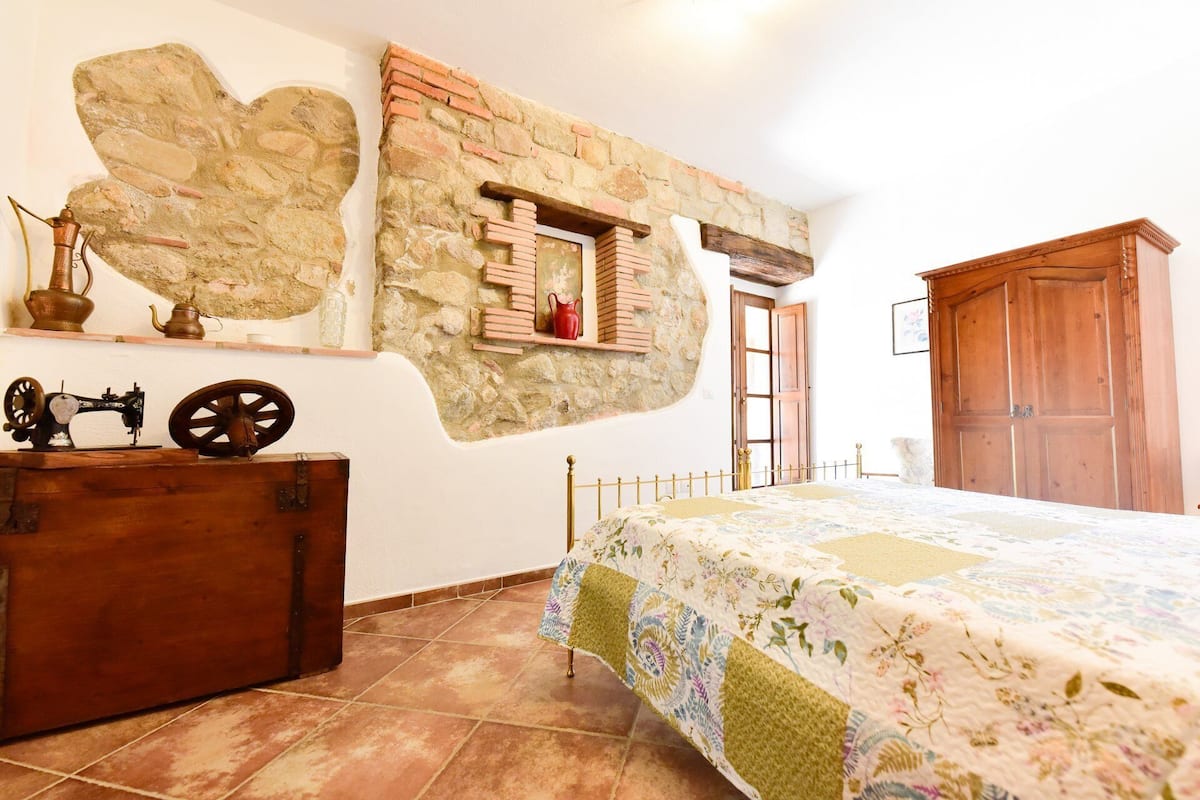 Panoramic Apartment, 3 Bedrooms | Premium bedding, desk, free WiFi, bed sheets
