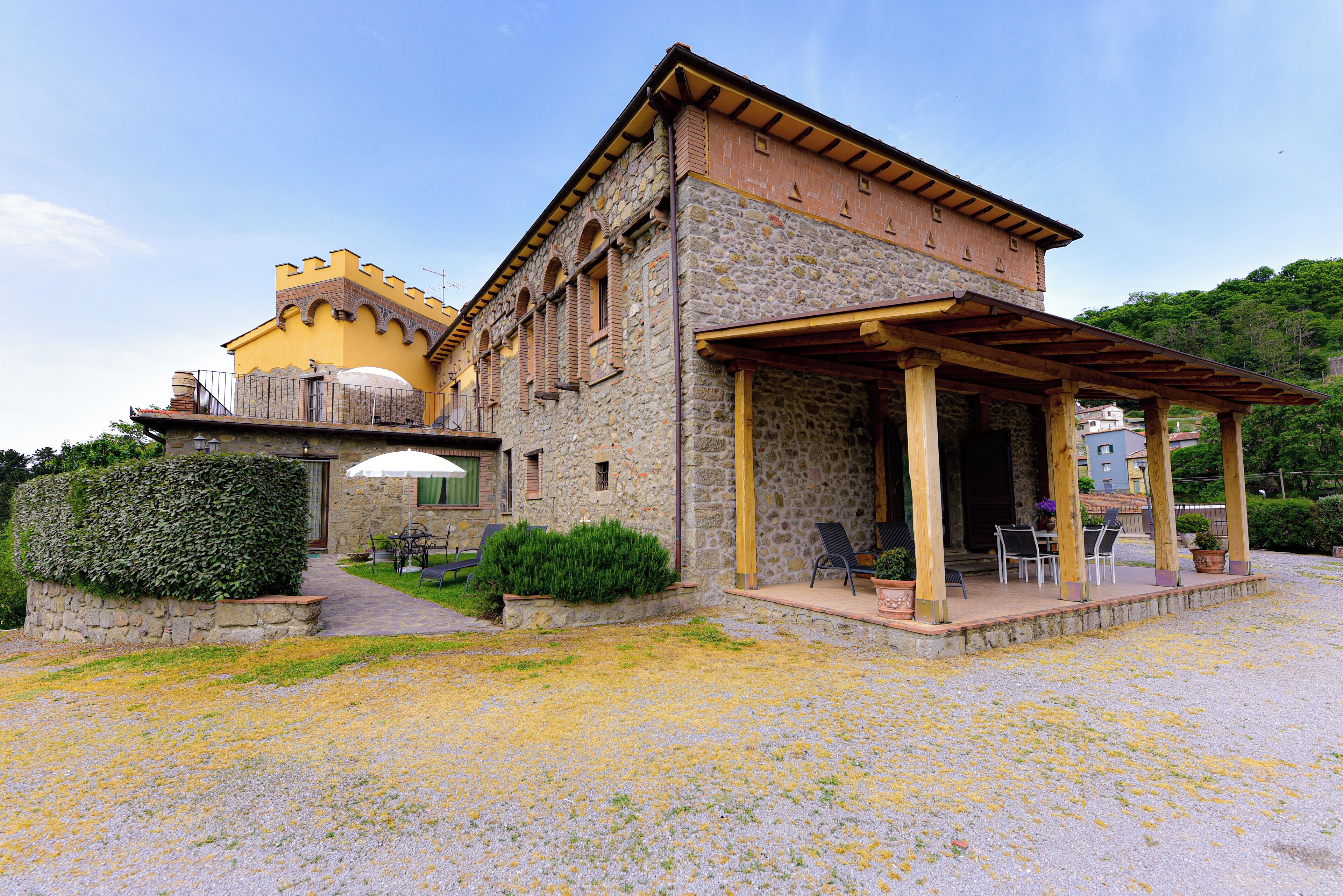 Villa superior, hidromasaje, vista al parque | Terraza o patio