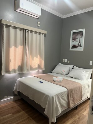 Single Room | Minibar, iron/ironing board, free WiFi - Hotel Marcan (Sumare)