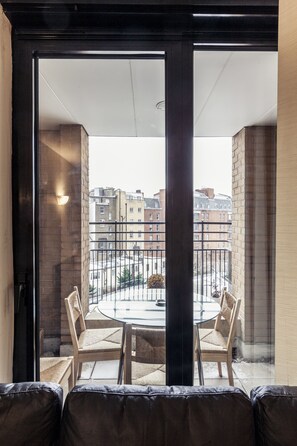 Apartment, 1 Bedroom | Balcony - Point West Apartments (London)