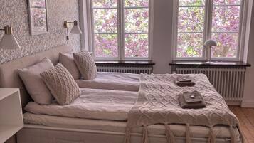 Standard Double Room - 1 King Bed (Room 3) | Individually decorated, individually furnished, iron/ironing board