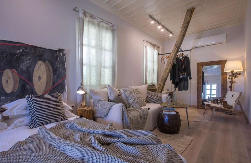 Quarto, vista para o mar (1st Floor) | Cofres nos quartos, individualmente decorados, Wi-Fi de cortesia