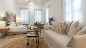 Room, City View (1st Floor) | In-room safe, individually decorated, free WiFi, bed sheets