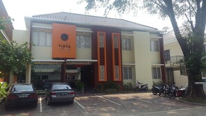 Exterior - Tirta Mansion Premier (Curug)