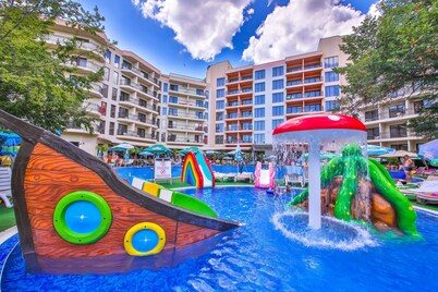 Prestige Deluxe Hotel & Aquapark Club - All Inclusive